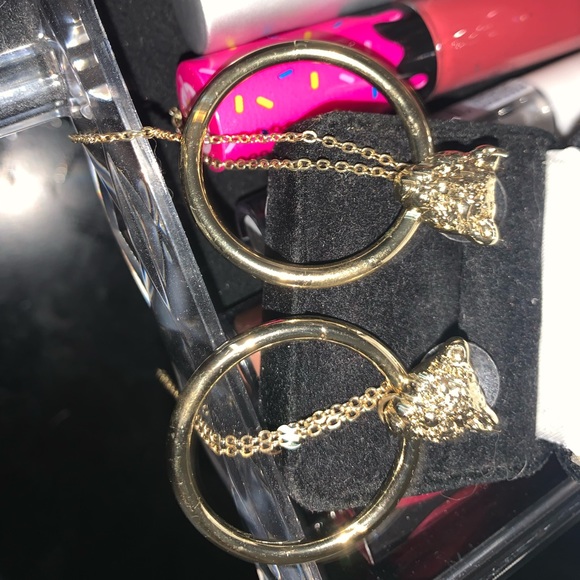 Gold Jaguar Hoop Earrings - Picture 2 of 3